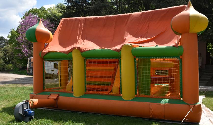 Jenny's Jumpers Offers Party Rentals in Modesto, CA 95350